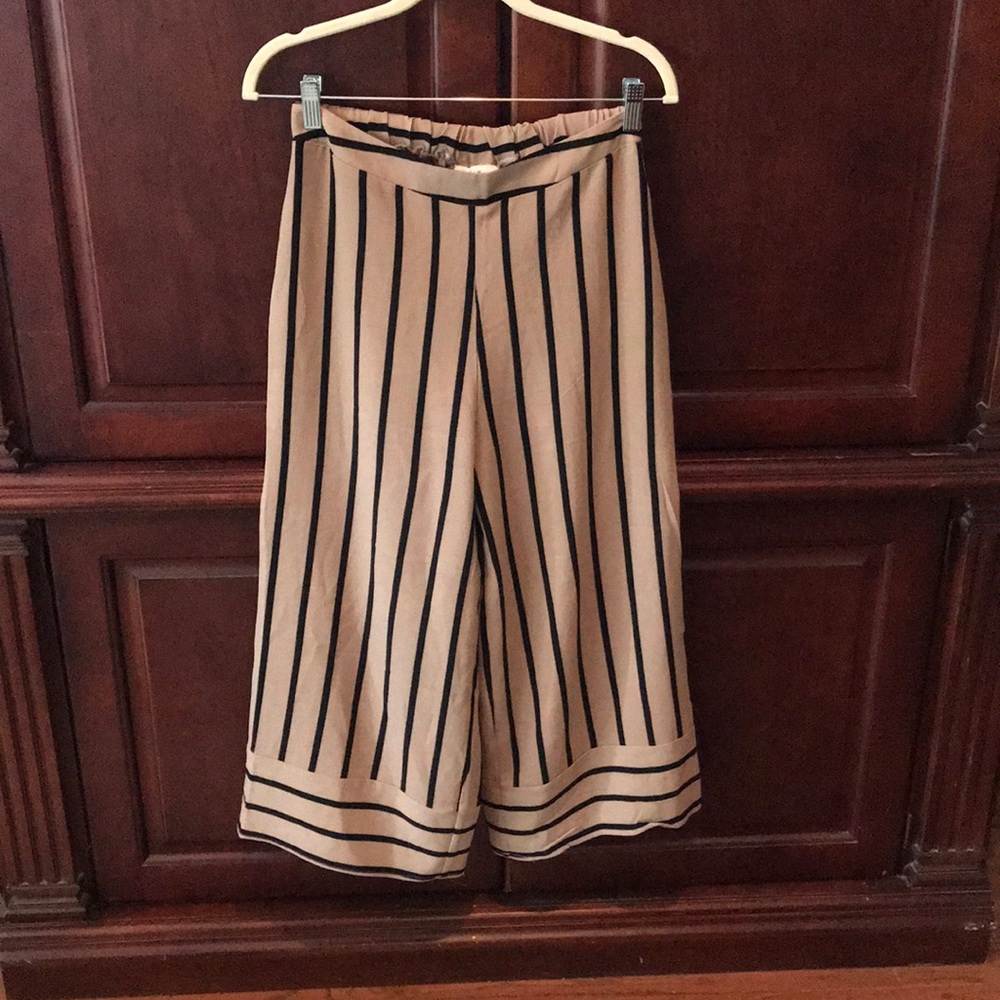 Wide leg pants